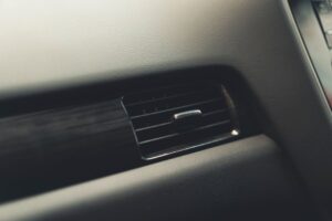 Aircond Kereta Kurang Sejuk? Semak Punca Asas Ini Dulu