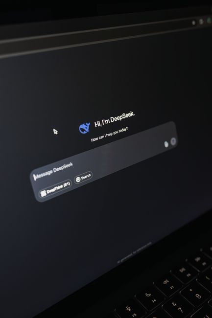Apa Itu DeepSeek? Kenali Model AI Serba Boleh Dari China