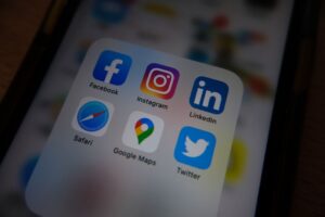Facebook Marketplace: Tips Beli Barang Online Dengan Selamat