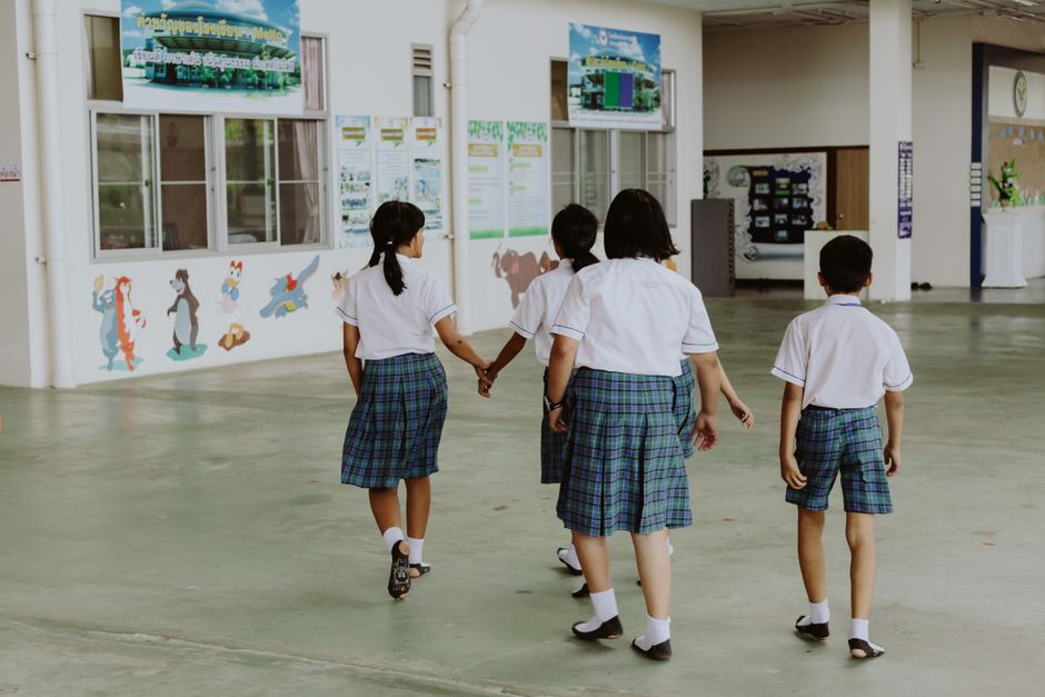 Kasut Sekolah Anak Cepat Rosak? Ini Punca Dan Cara Penjagaan Supaya Tahan Lama