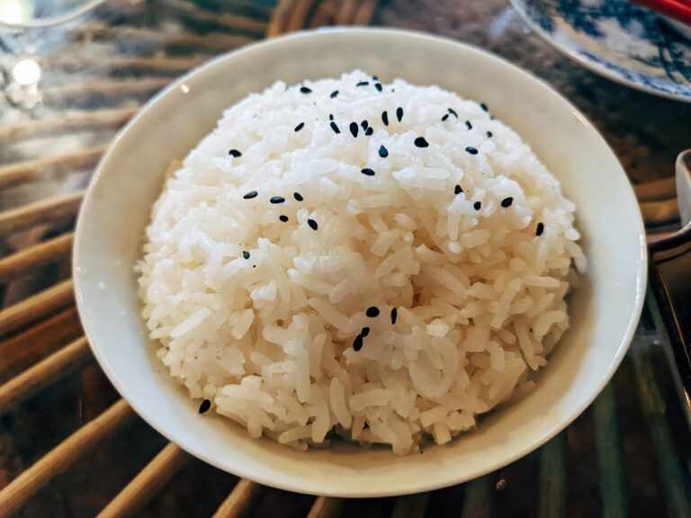 Nasi Cepat Basi Lepas Masak? Kenali Tanda Awal Dan Cara Simpan Lebih Lama