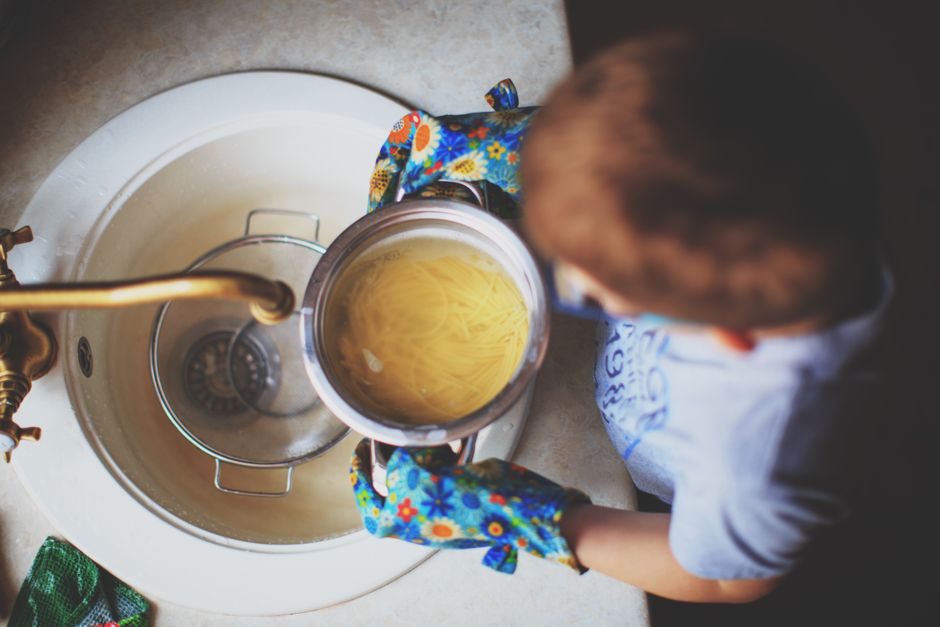 Sinki Dapur Mudah Tersumbat Di Rumah Sewa? Ini Punca Dan Cara Elak Masalah