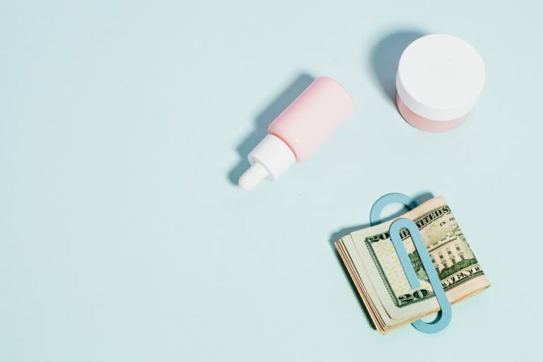 Rak paparan produk skincare bajet yang mesra poket.