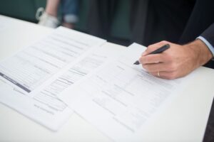 sijil pendidikan susah dicari di rumah