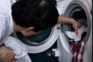 Cara Basuh Kain Langsir agar Bersih Berseri dan Tahan Lama