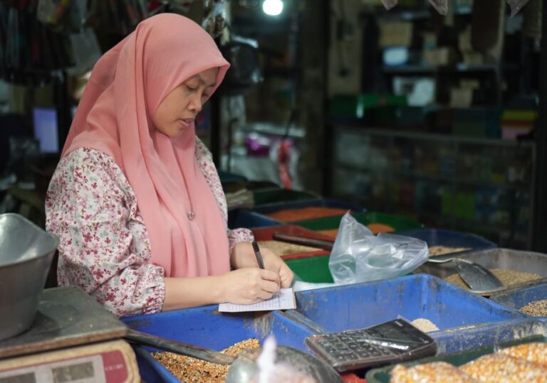 Cara Kira Harga Jualan Makanan: Formula Mudah Peniaga Kecil