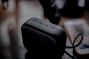 Cara Pilih Pembesar Suara Bluetooth Berbaloi Mengikut Bajet