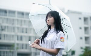 Checklist Menghilangkan Kotoran Baju Sekolah dengan Berkesan