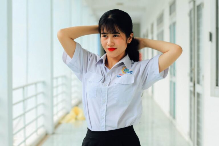 Checklist Penjagaan Baju Sekolah: Cara Mudah Pastikan Pakaian Tahan Lama