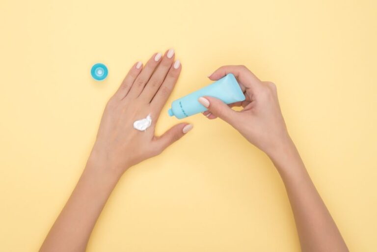 Jangan Skip Sunscreen! Ini Cara Penggunaan Sunscreen Harian yang Betul