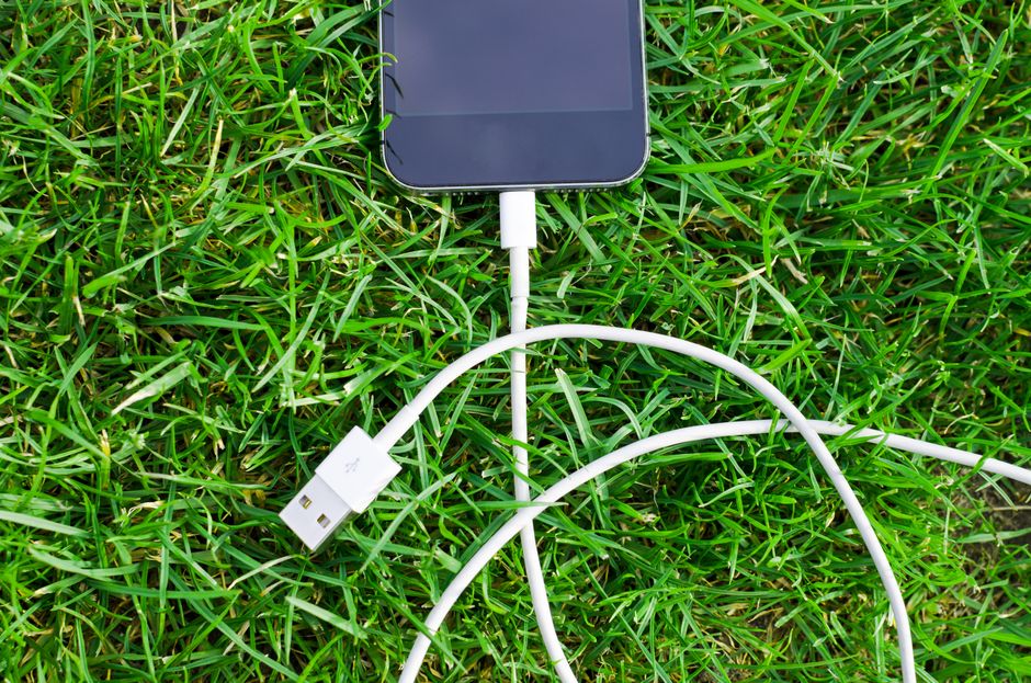 Kabel Pengecas Telefon: Beza Antara Kabel Asal dan Pihak Ketiga