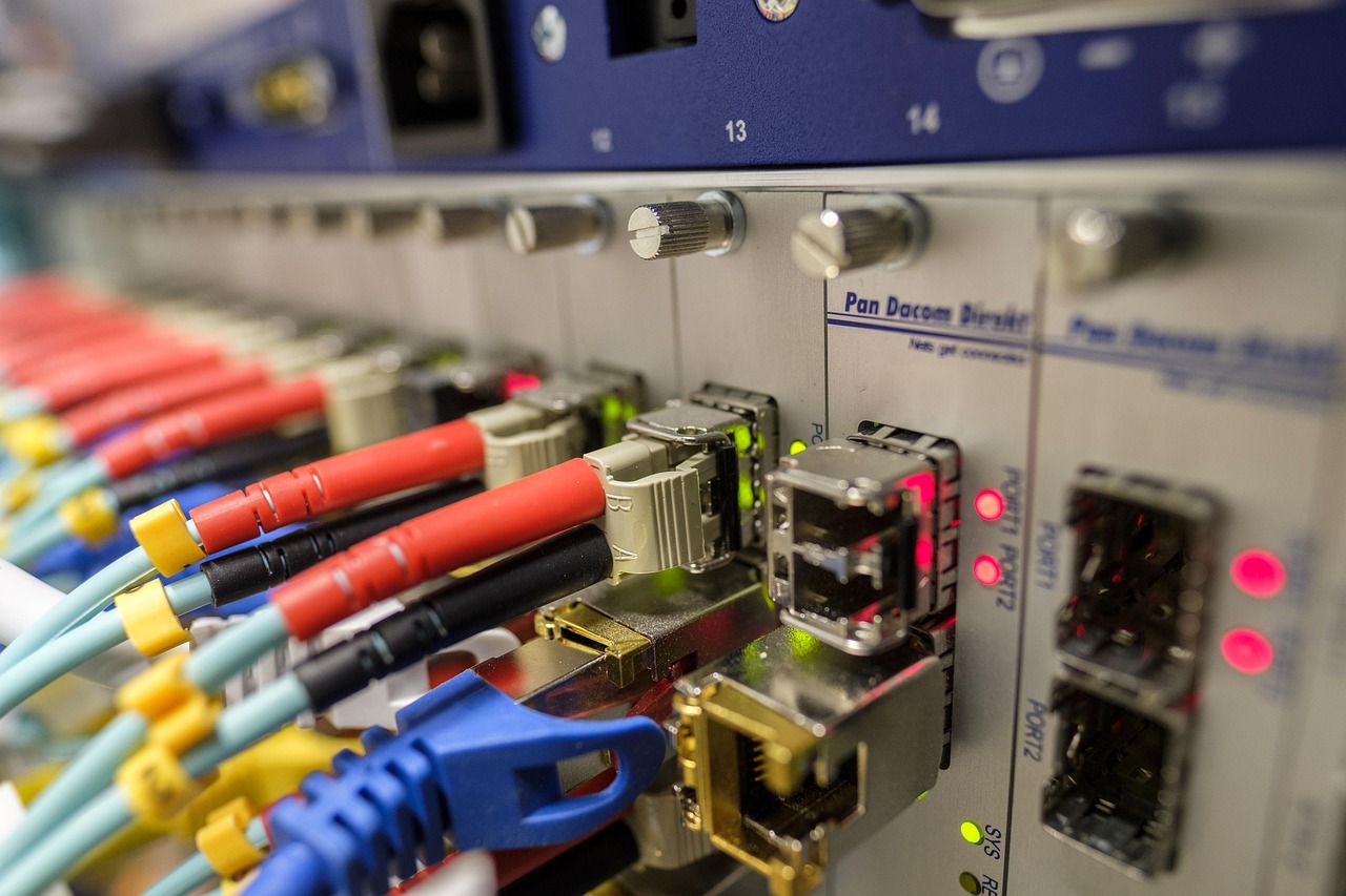 Memilih Internet Fiber Rumah Terbaik: Panduan Lengkap