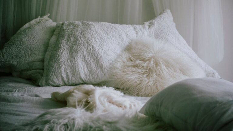 Panduan Memilih Bantal Tidur Terbaik untuk Kualiti Rehat Maksimum