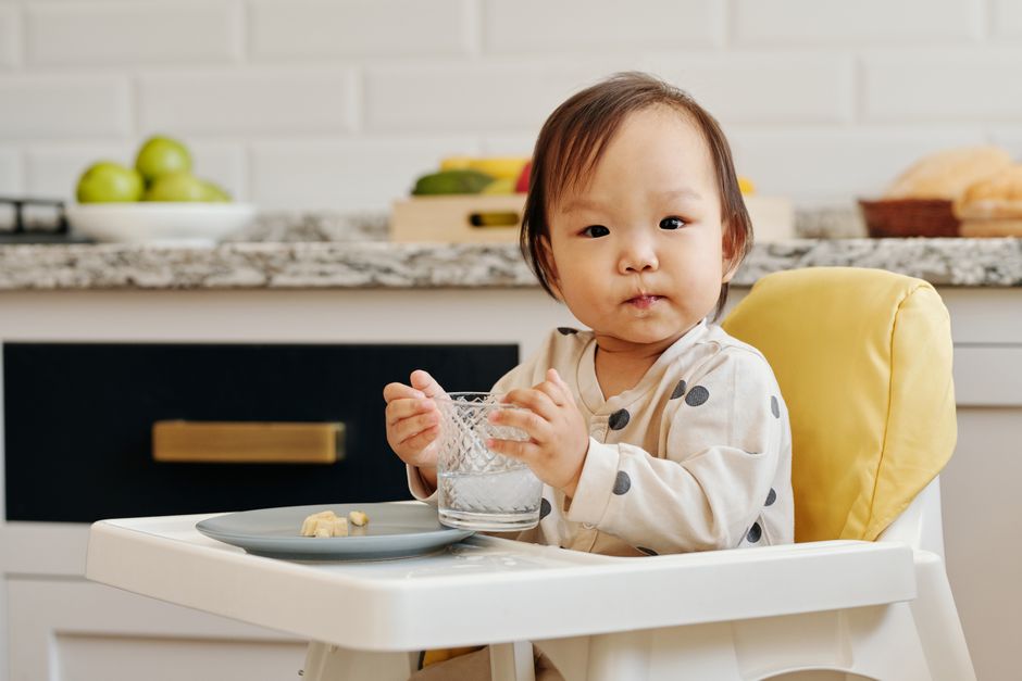 Panduan Memilih Kerusi Makan Bayi yang Berbaloi dan Praktikal