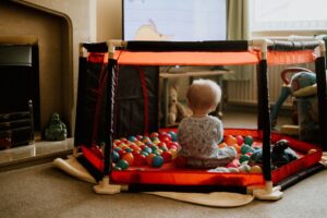Panduan Memilih Playpen Bayi yang Berbaloi dan Selamat