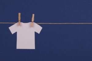 Penyimpanan Baju Sukan: Punca Bau Kepam dan Cara Atasi