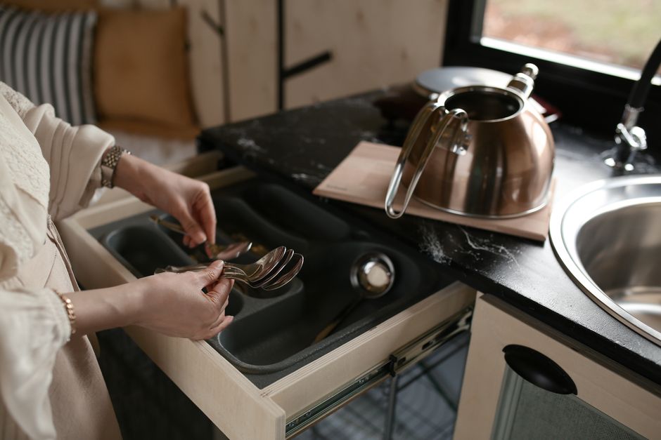 Penyimpanan Ruang Sinki Dapur: Maksimakan Fungsi dan Kebersihan