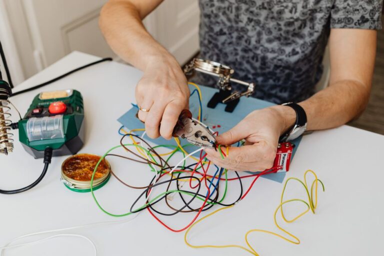 Power Strip Surge Protector: Cara Pilih dan Lindungi Gajet Anda