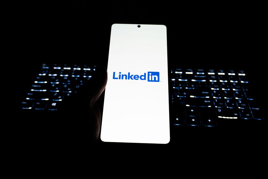 Profil Profesional Linkedin: Wajar Guna Nombor Telefon Lama?