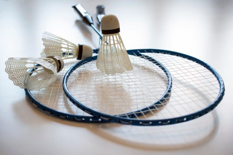 Punca Peralatan Badminton Hujung Minggu Cepat Rosak dan Cara Atasi