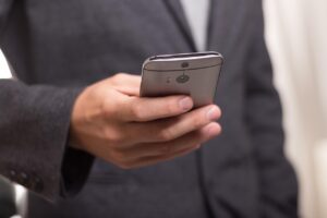 Status Akaun Netflix: Cara Semak Akses Keluarga di iPhone