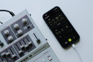 Tanda-Tanda Speaker Telefon Rosak dan Cara Mengatasinya