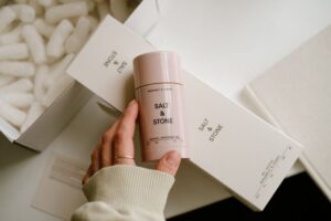 Tips Jimat Memilih Deodorant Tahan Lama Mengikut Keperluan