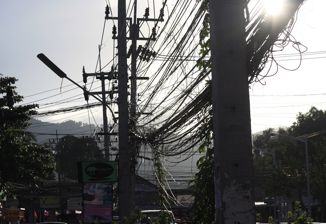Tips Jitu Kurangkan Bil Elektrik Rumah Anda