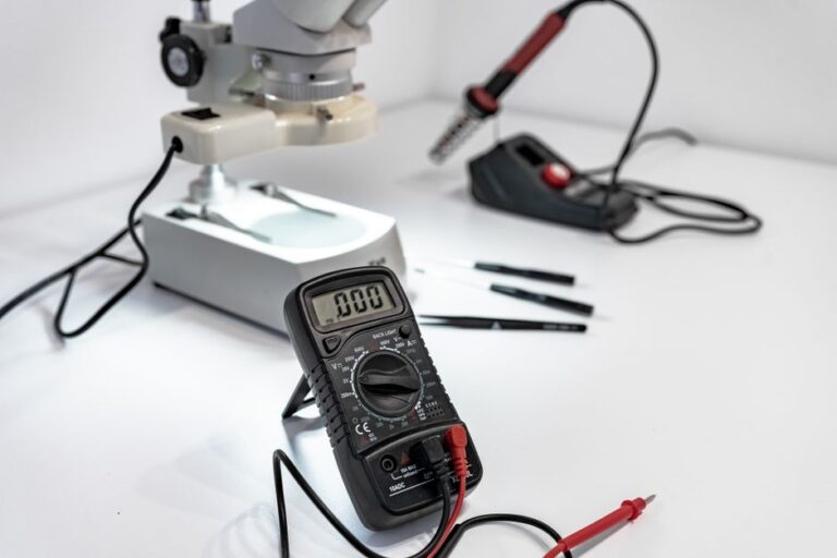Adakah Multimeter Digital Murah Berbaloi? Had dan Fungsi yang Perlu Disemak