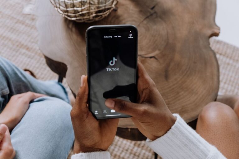 Analisis Penglibatan Komuniti TikTok: Cara Membina Interaksi Bermakna Tanpa Janji Viral