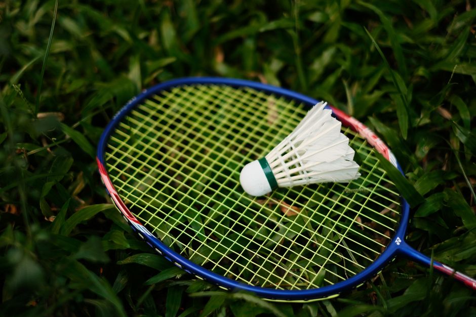 Cara Pilih Raket Badminton Sesuai Gaya Permainan dan Tahap Kemahiran