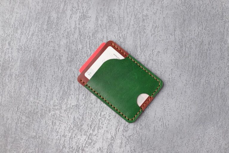 Dompet Kad Ramping: Kenapa Ramai Beralih daripada Dompet Tebal