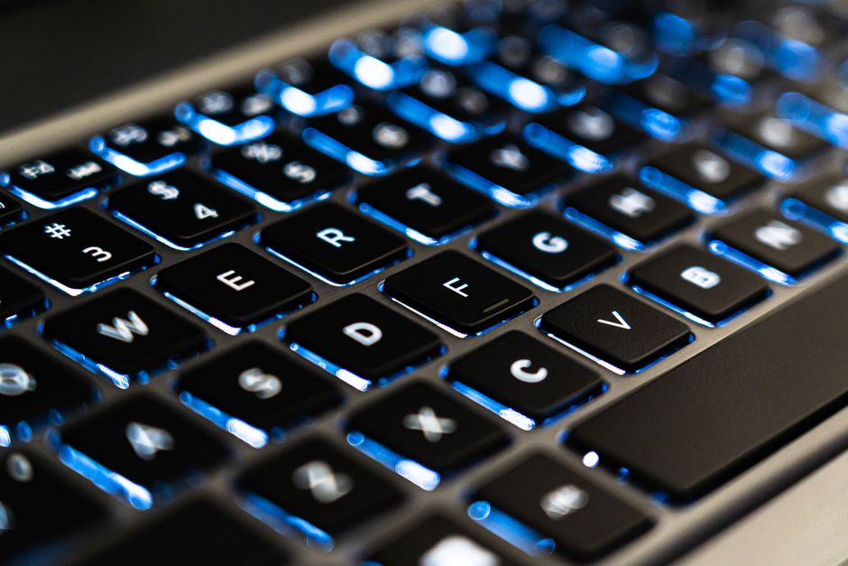 Faktor Utama yang Mempengaruhi Harga Keyboard Laptop di Pasaran Malaysia