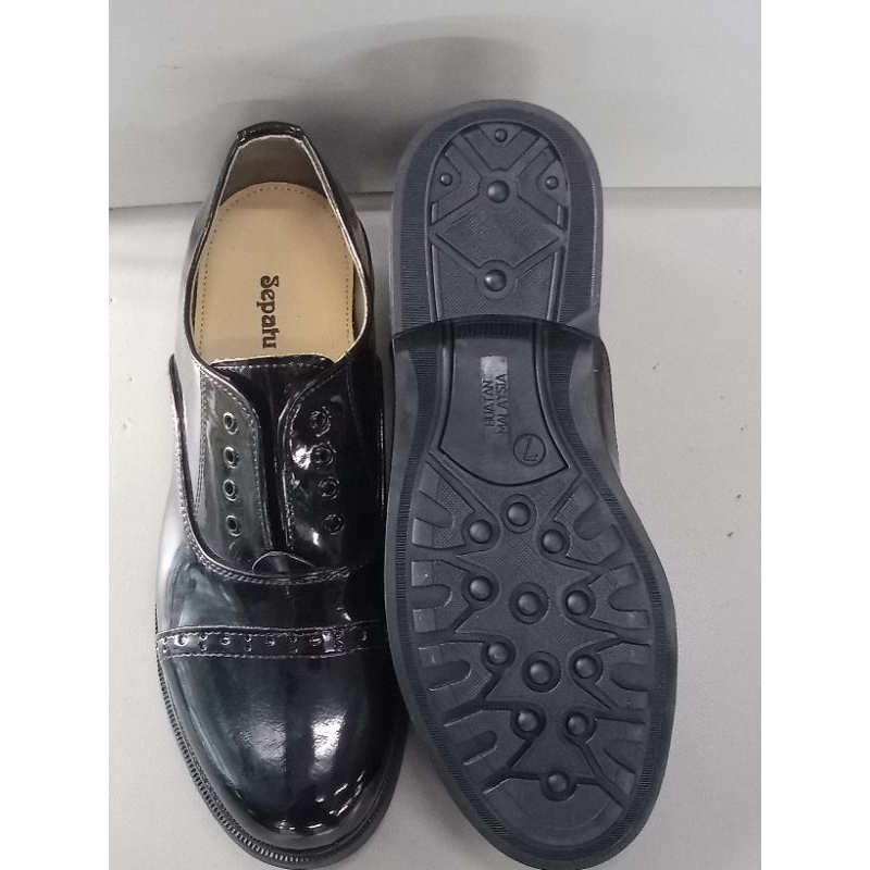 KASUT NO 3 ARMY AUTOSHINE JENIS PVC untuk Kawad dan Uniform