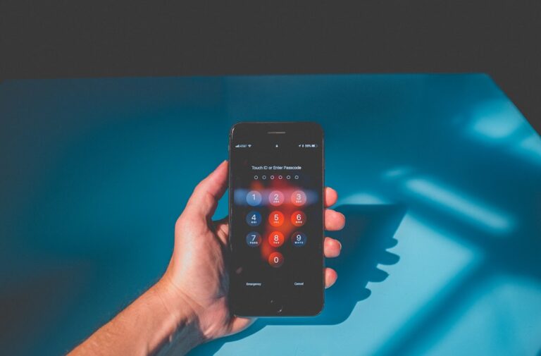 Keselamatan Scam Phishing: Kenal Pasti Tanda, Risiko dan Tindakan Selamat