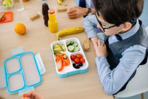 Komunikasi Anak Bawa Bekal: Panduan Praktikal untuk Ibu Bapa
