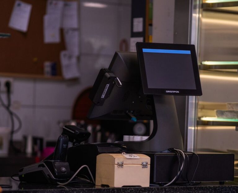 Memilih Cash drawer yang Sesuai untuk POS Perniagaan Anda