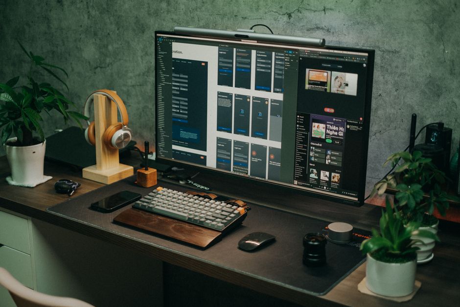 Memilih Headphone Kerja Terbaik untuk Produktiviti Sepanjang Hari
