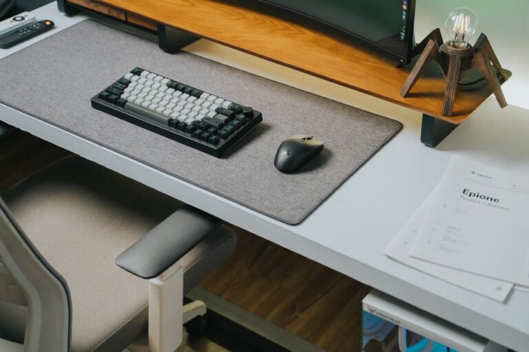Memilih Keyboard Wireless yang Sesuai untuk Kegunaan Harian Anda