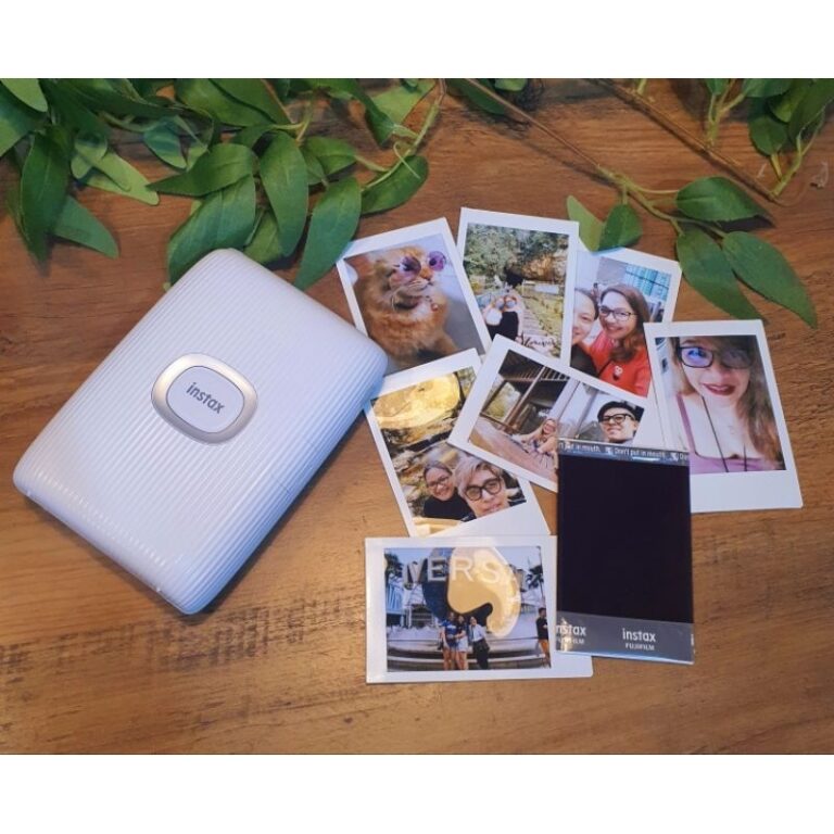 Perkhidmatan Cetakan Instax Asli untuk Kenangan Fizikal Anda