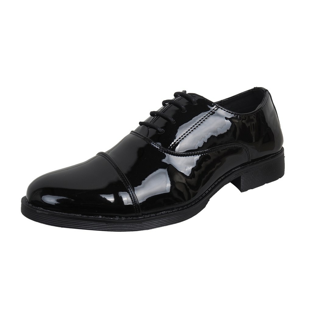 Mengenali Outpost Shoe PU Combat Action dan Kegunaannya