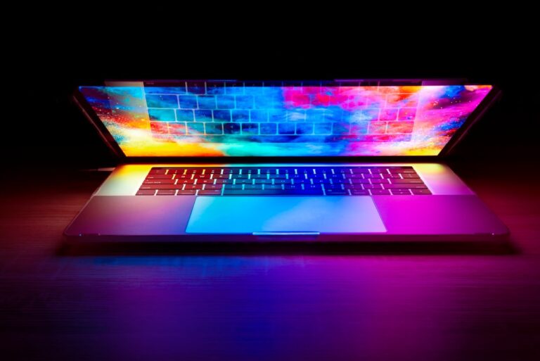 Panduan Pemilihan Kipas Laptop untuk Mengurangkan Risiko Panas