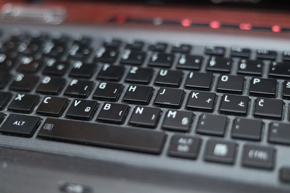 Panduan Praktikal Penggantian Keyboard Laptop untuk Pengguna Malaysia