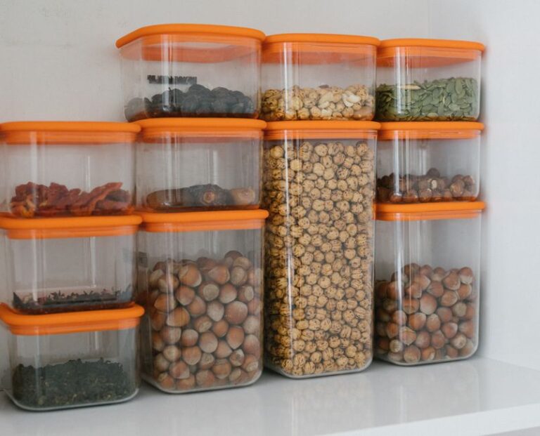 Panduan Susunan Bekas Buah yang Kemas dan Mudah Dicapai di Dapur