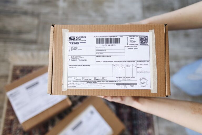 Pemilihan Kotak Parcel yang Sesuai untuk Kegunaan Harian dan Penghantaran Selamat