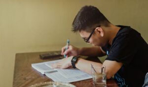Punca Rekod Ulang Kaji Peperiksaan Anak Tidak Teratur dan Cara Atasi