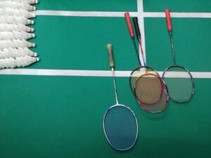 Rutin Badminton Hujung Minggu: Senarai Semak dan Persediaan