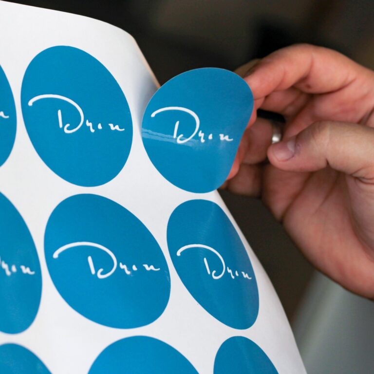 Sticker Custom MIRRORKOTE: Panduan Ciri, Pilihan Bentuk dan Semakan Tempahan