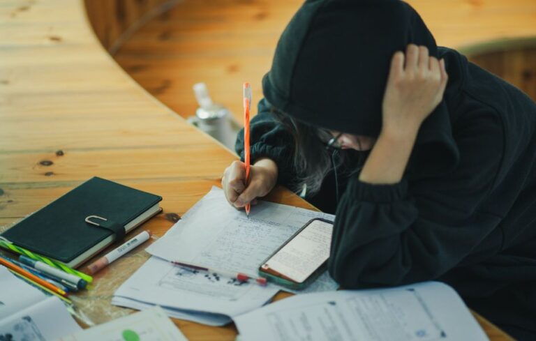 Strategi Kelas Online Berkesan: Panduan Praktikal untuk Pembelajaran di Rumah
