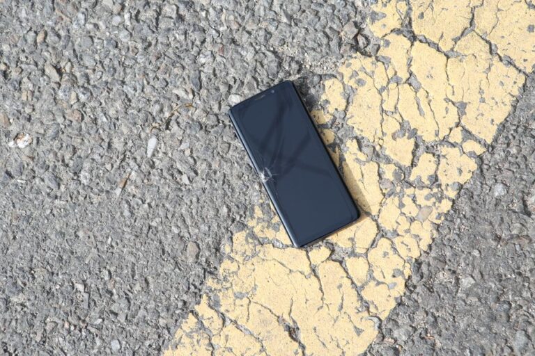 Tanda Rosak Butang Telefon dan Cara Semakan Awal